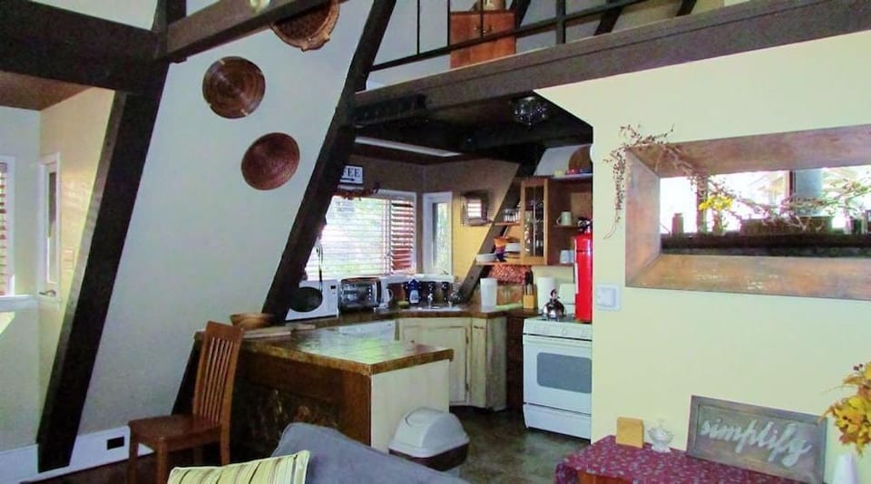 Always Inn Idyllwild Vacation Cottages Hotel in Idyllwild-Pine Cove