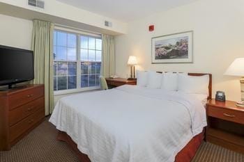 Homewood Suites Erie Hotel in Millcreek Township