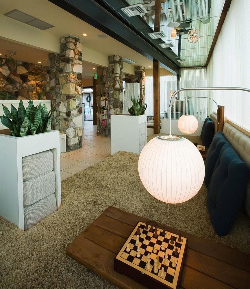 The Pearl Hotel Hotel in Point Loma