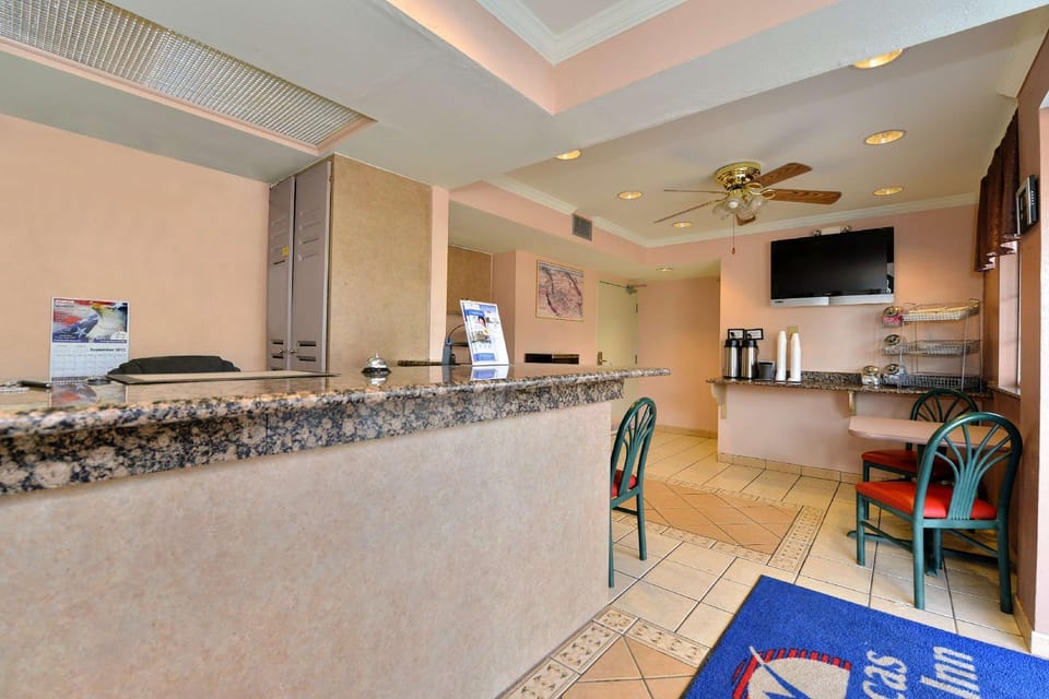 Americas Best Value Inn Anthony El Paso West Hotel in El Paso