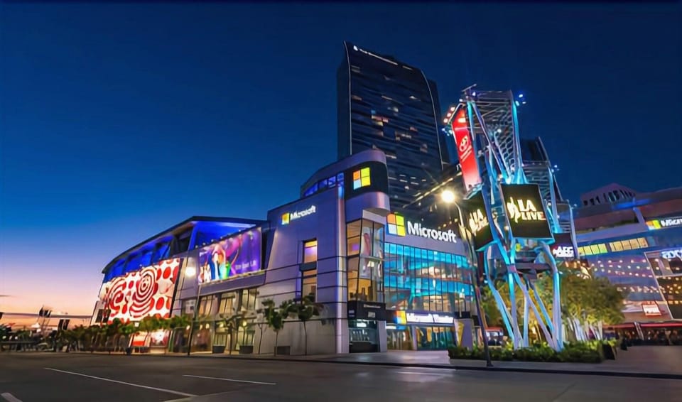 The Fly Inn Hotel in South Gate