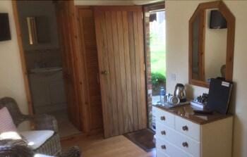 Peak House Farm Hotel in Test Valley District