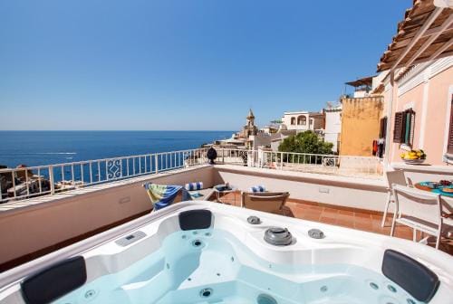 Estate4home - Medusa Positano Hotel in Positano