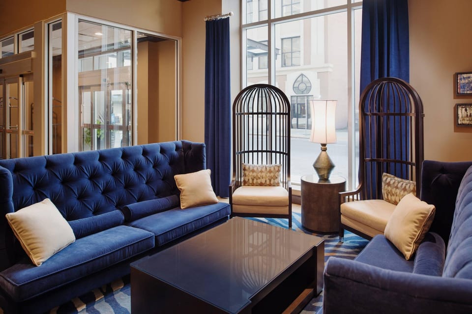 Fairfield Inn & Suites New Orleans Downtown Hotel in French Quarter