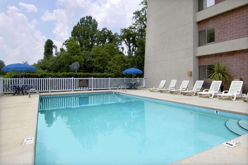 Bay Mountain Inn Hotel in Cherokee