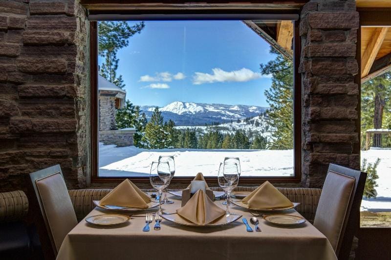 The Inn at Nakoma Hotel in Sierra Nevada