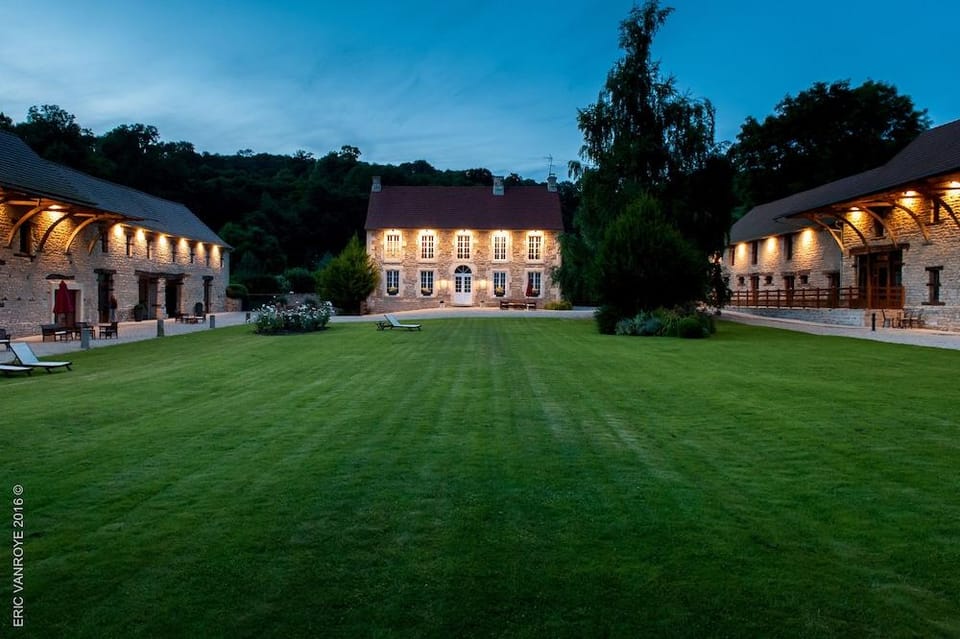 Au Domaine de la Pommeraye & Spa Hotel in Normandy