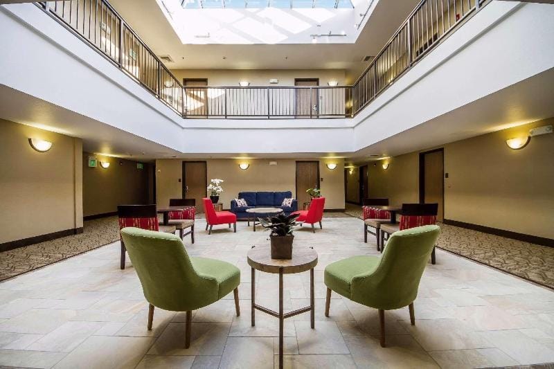 The Atrium Hotel Hotel in San Bruno
