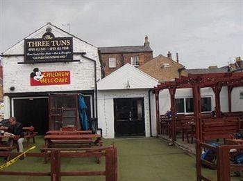Three Tuns Hotel Hotel in Filey