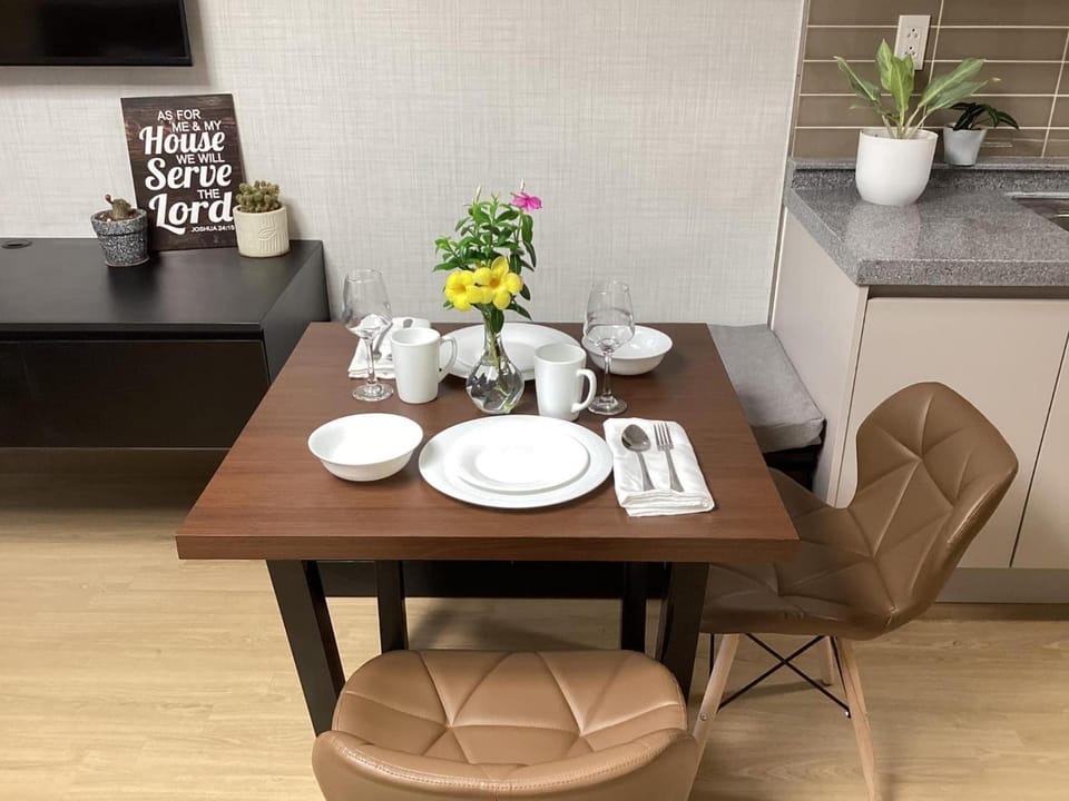 Luxury Condo in Clark Pampanga beside Hilton Hotel and Casino Hotel in Angeles