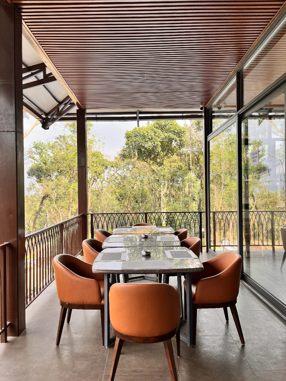 Bar/lounge