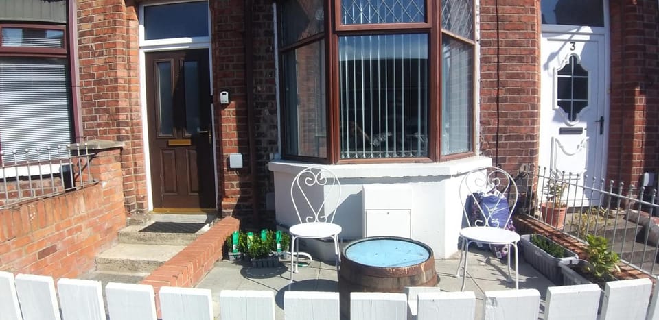St. James Street Townhouse Belfast Hotel in Belfast