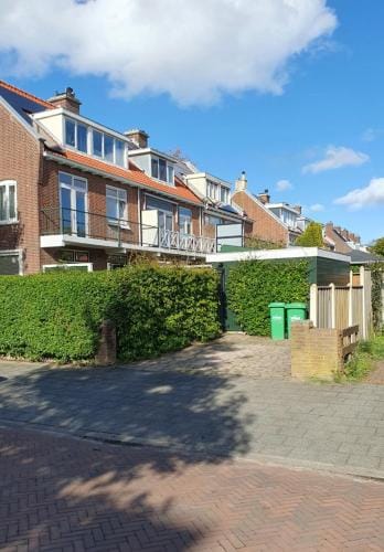 Cozy Garden House kijkduin Beach Hotel in The Hague