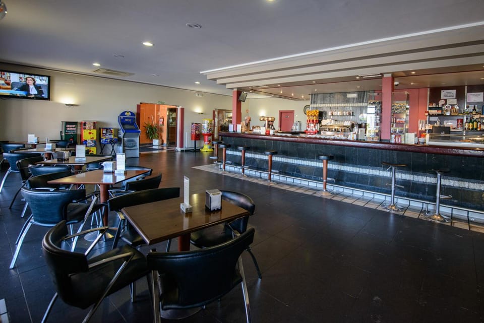 Bar/lounge