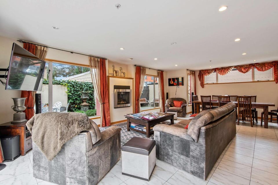 The Classic Villa Hotel in Christchurch