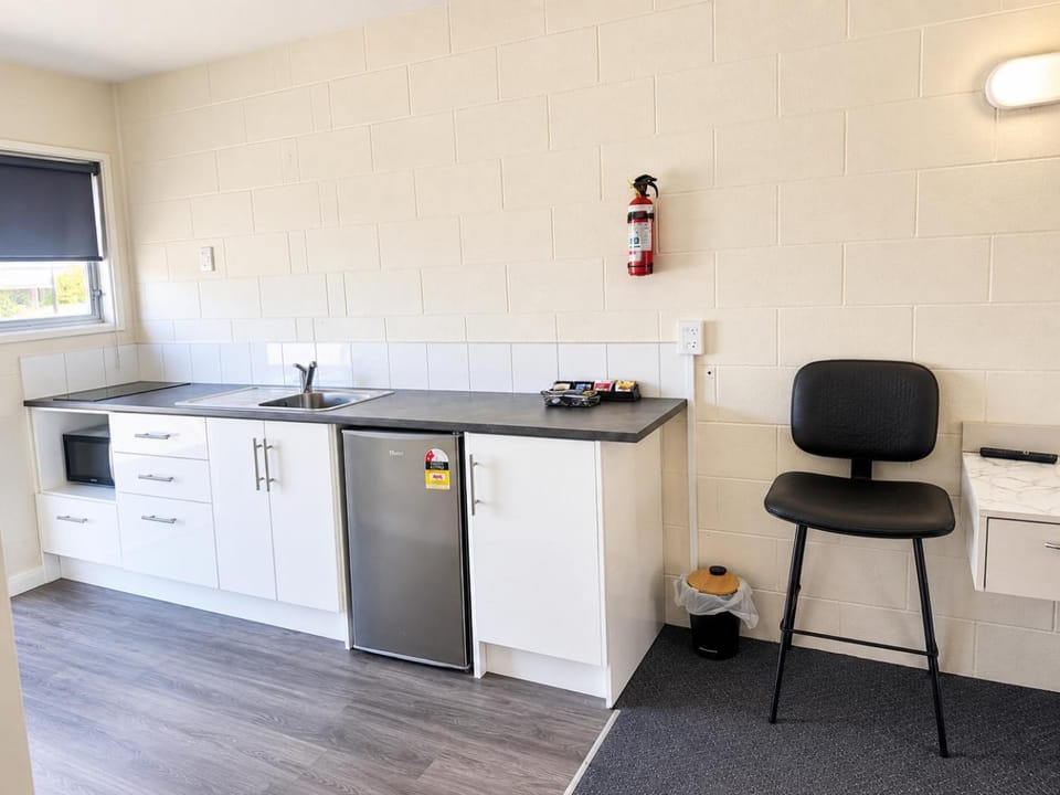Midway Pacifica Lodge Motel in Lower Hutt