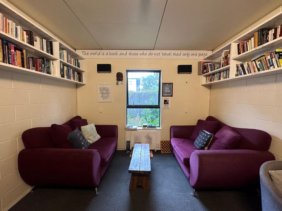 Around The World Backpackers Hostel in Christchurch