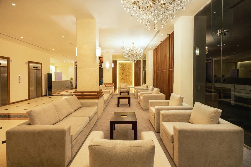 Pearl Grand by Rathna Hotel in Colombo