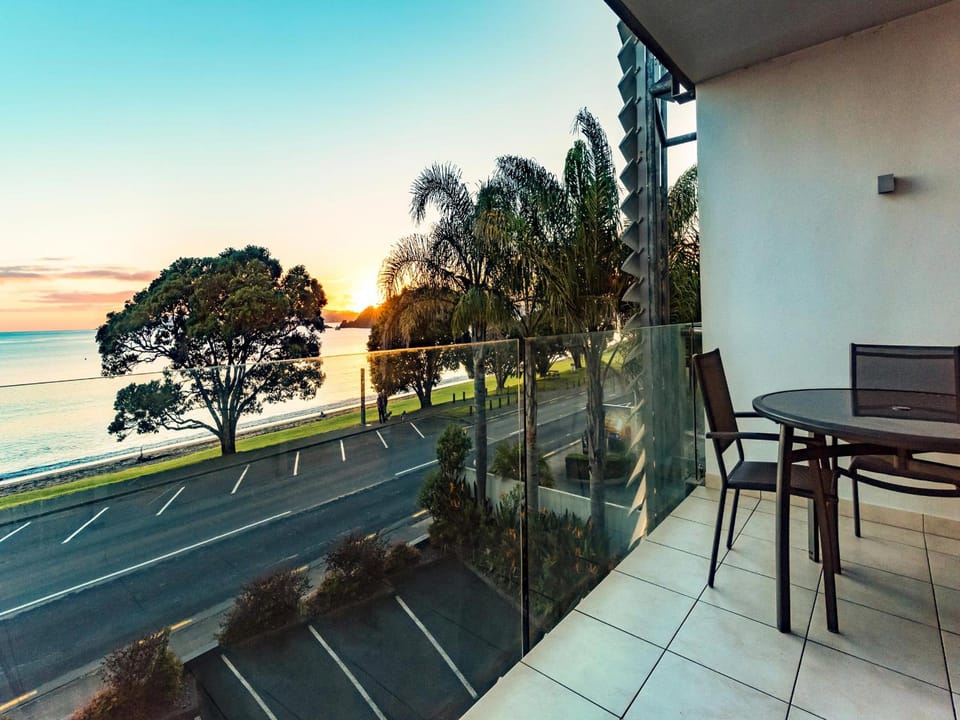 Sea Spray Suites Hotel in Paihia