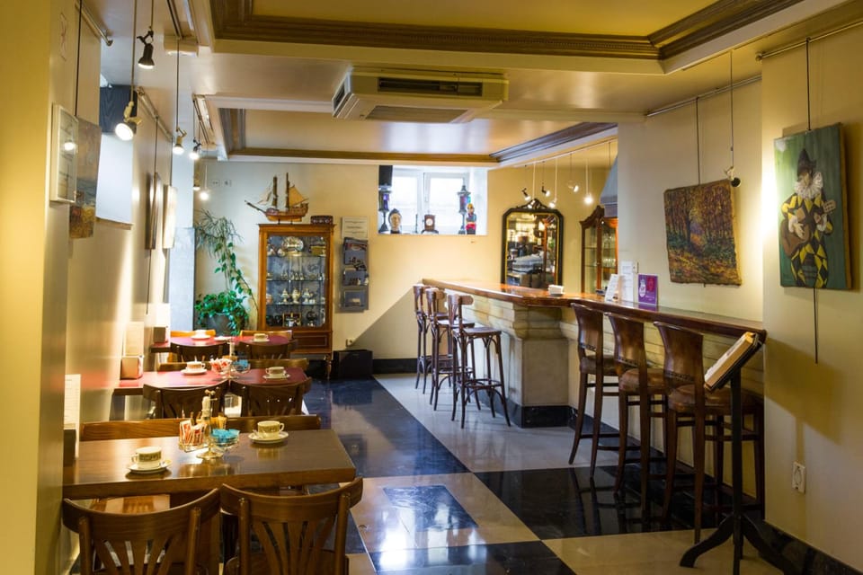 Bar/lounge