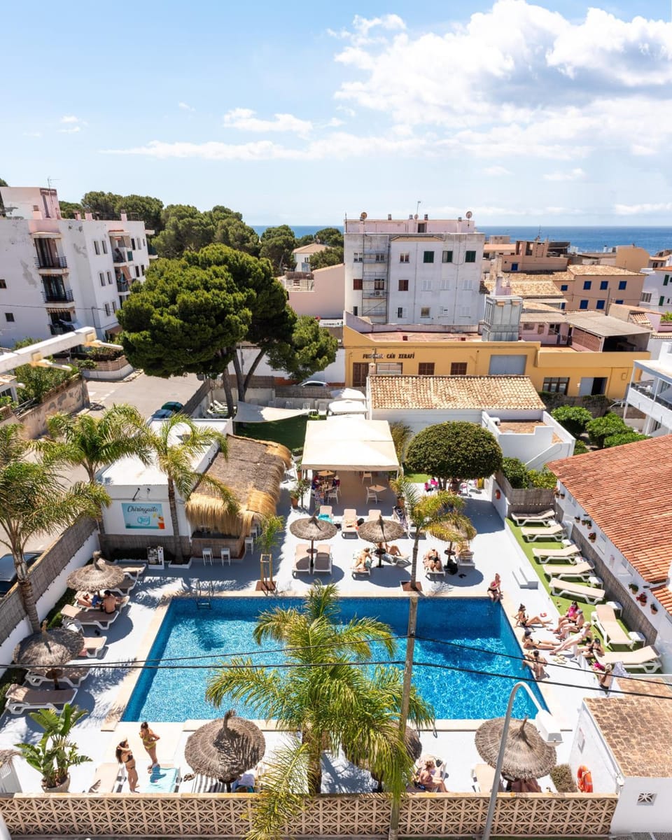 Hotel Chevy & Suites Hotel in Llevant
