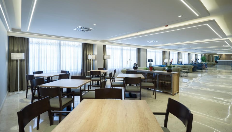 Hotel Apartamentos Pyr Fuengirola Apartment hotel in Fuengirola