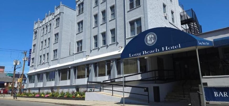 Long Beach Hotel Hotel in Long Beach