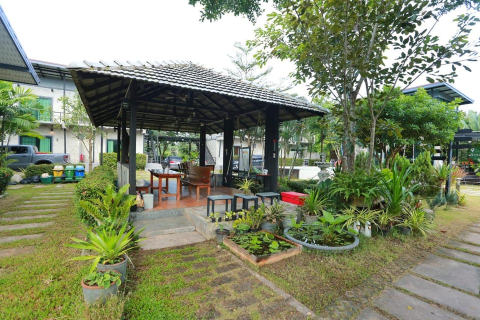 Chid Chai Chol Resort Hotel in Laos