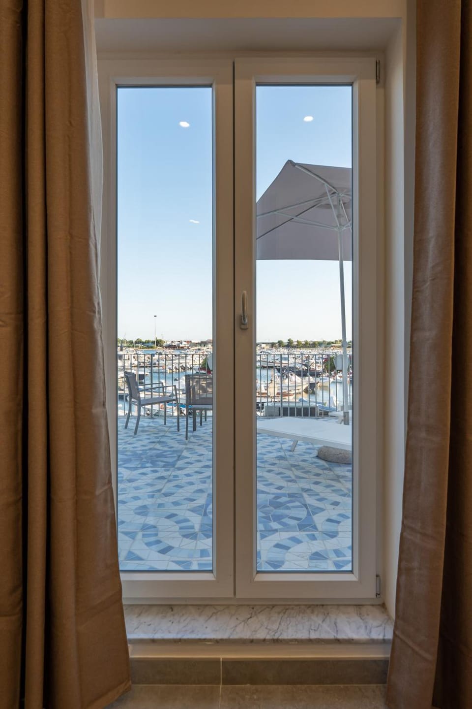 Baia Flegrea Meuble Hotel in Campania