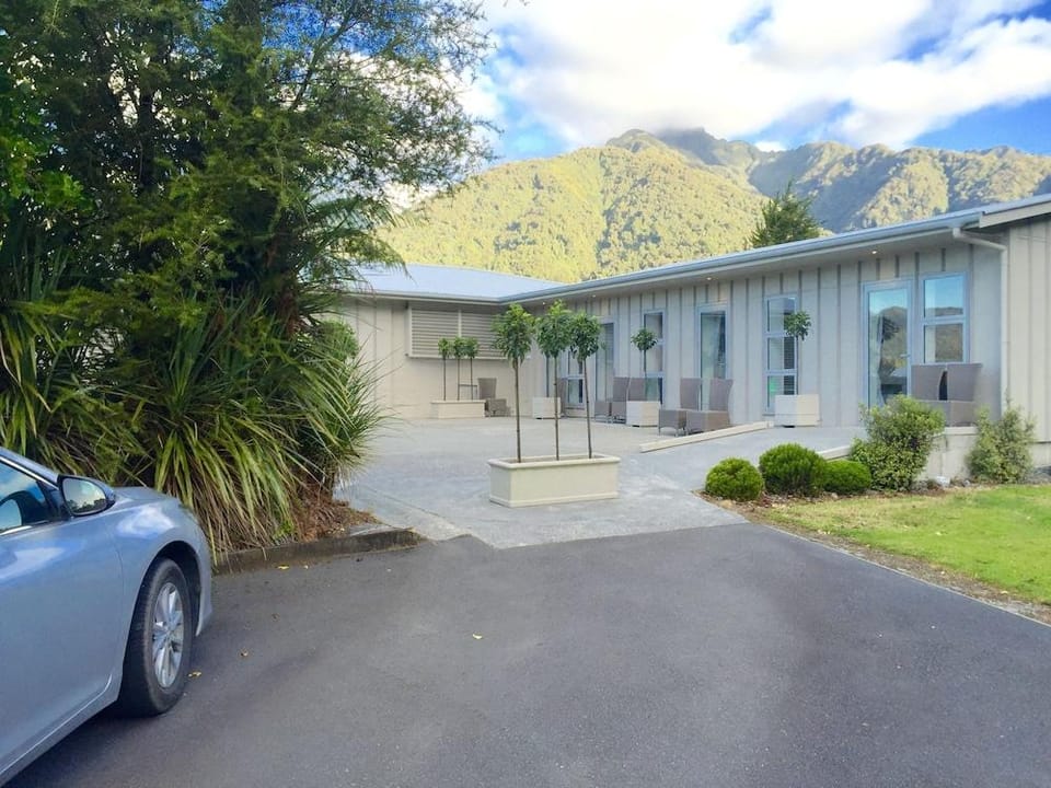 Franz Josef Oasis Hotel in Franz Josef / Waiau