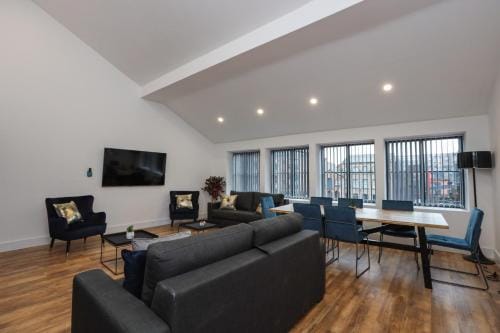 Concert Square Deluxe City Centre Apartment Hotel in Liverpool City Centre