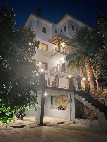 Sun Touch Pelion Rooms Hotel in Magnesia Prefecture, Greece