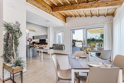 I Delfini - Natural B&B Hotel in Cesenatico