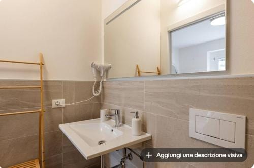 Vittoria room Hotel in Bardolino