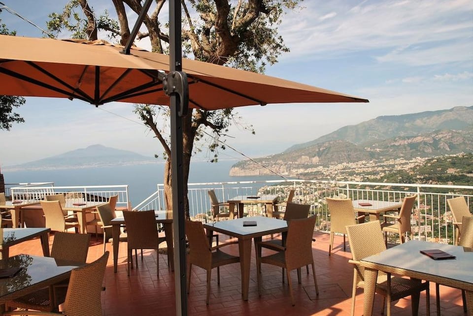 Hotel Villa Fiorita Hotel in Priora