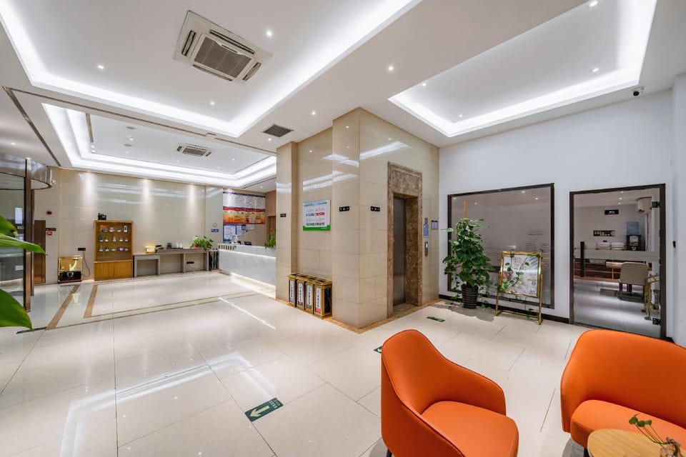 Green Tree Inn Zhejiang Shaoxing East Station Hotel in Zhejiang