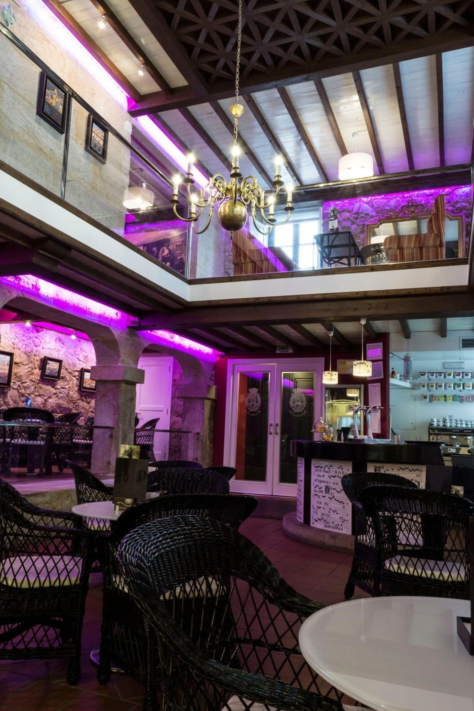 Bar/lounge