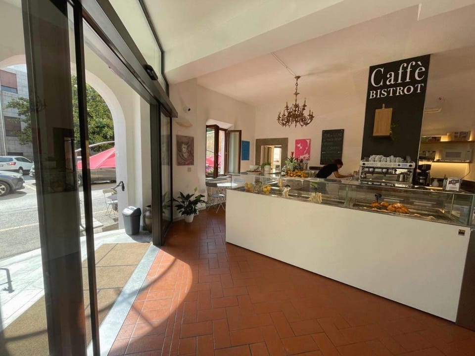 Hotel Caffè Verdi - 24 hours Reception Hotel in Pisa