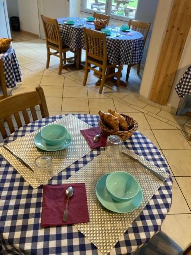 Chez Herve le Chatelet Hotel in Canton of Vaud