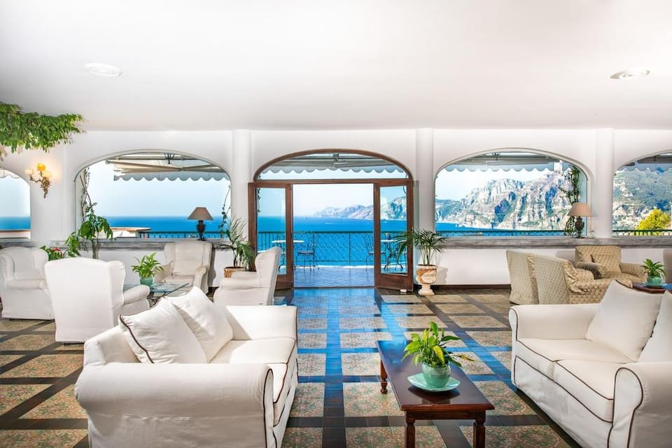 Grand Hotel Tritone Hotel in Campania