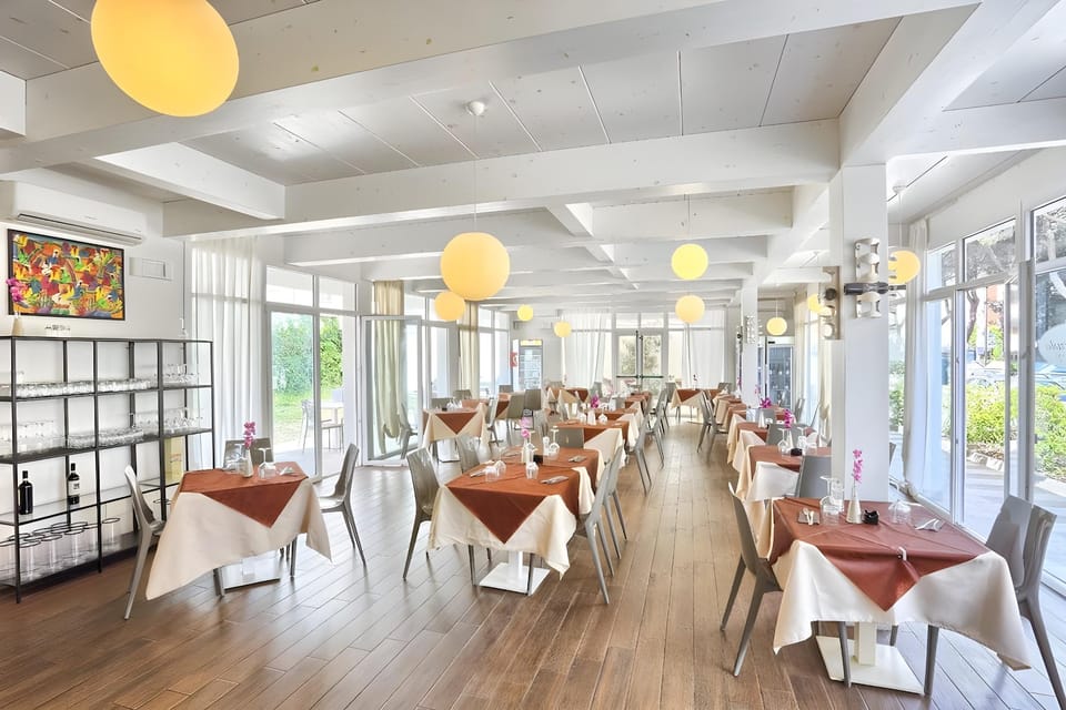 Hotel La Pineta Hotel in Follonica