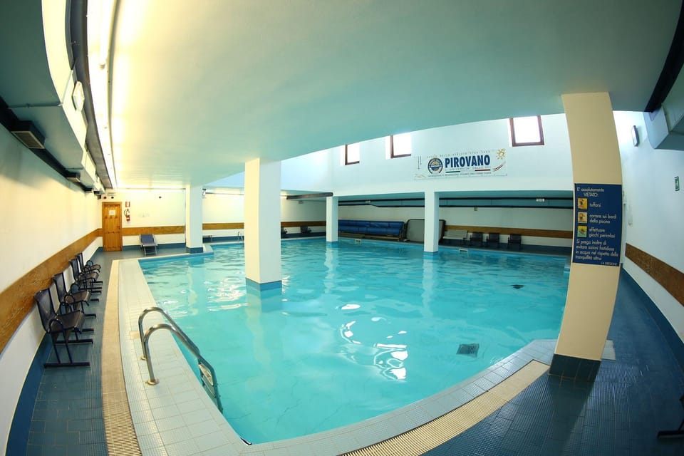 Albergo Quarto Pirovano Hotel in Canton of Grisons