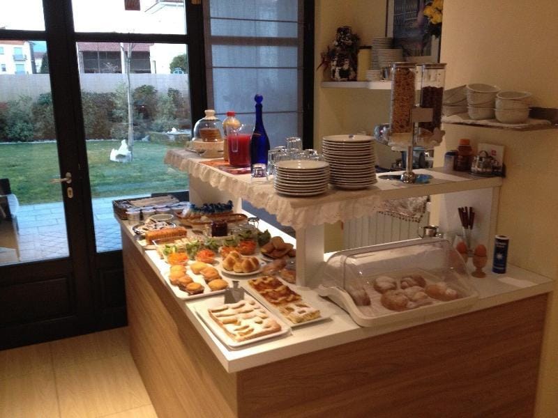 Bed&Breakfast EREMES Hotel in Cuneo