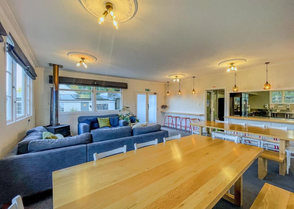 Shared lounge/TV area