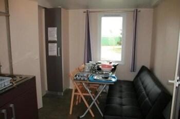 Camping le Rochat Hotel in Centre-Val de Loire