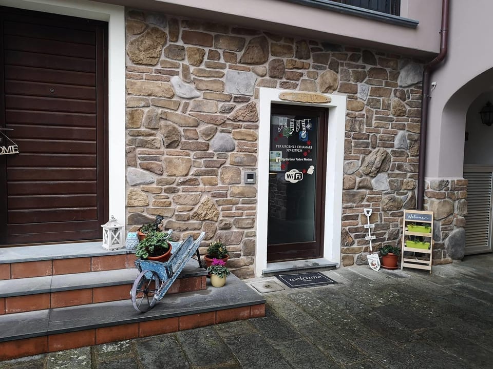 Agriturismo Podere Montese Hotel in Province of Massa and Carrara