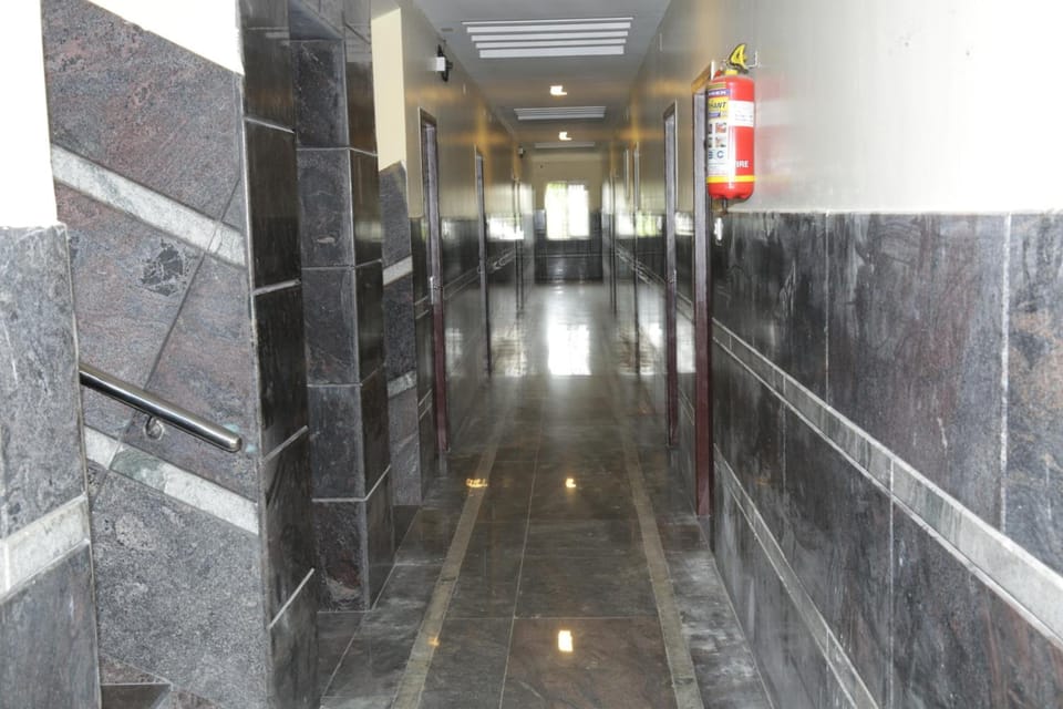 Hotel Santhosh Inn Hotel in Tamil Nadu