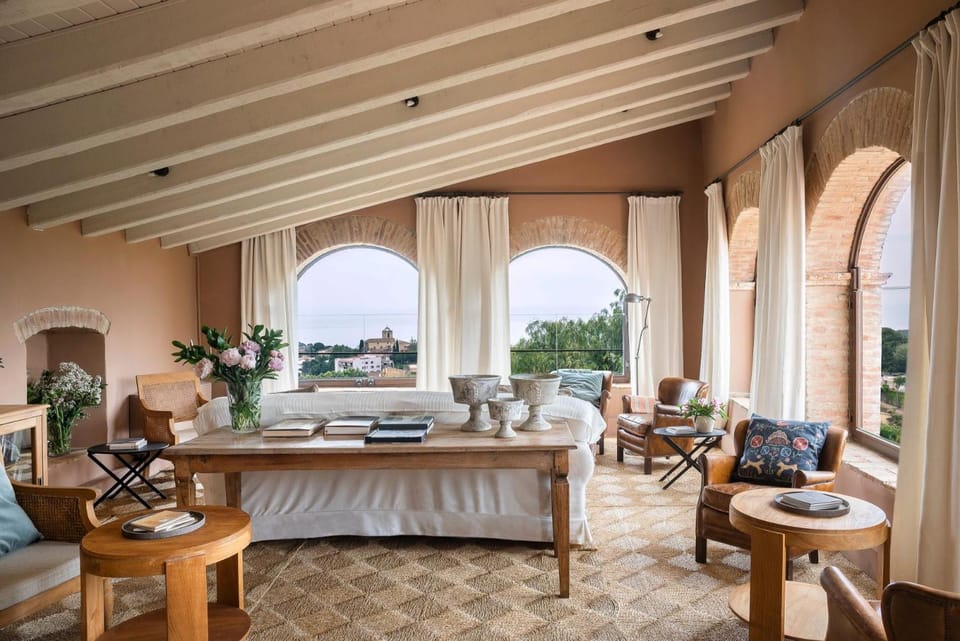 Can Mora de Dalt Hotel in Maresme