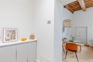 Casa Lazzaro, Contemporary Ground Floor Apartment Hotel in Capannori