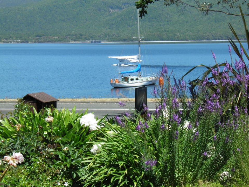 Lakefront Lodge Motel in Te Anau